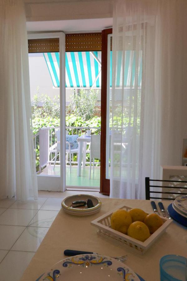 Garden House Giulia Apartment Sorrento Bagian luar foto