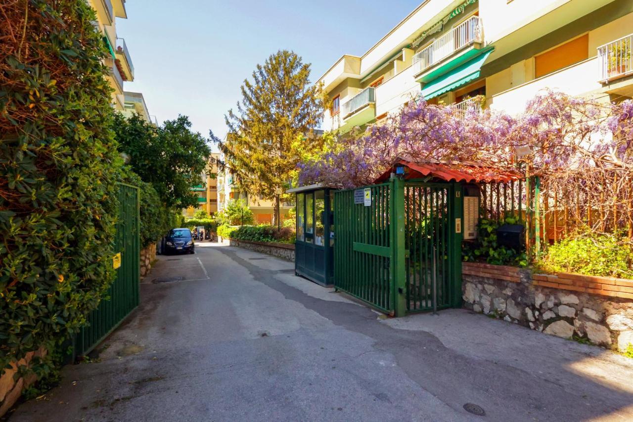 Garden House Giulia Apartment Sorrento Bagian luar foto